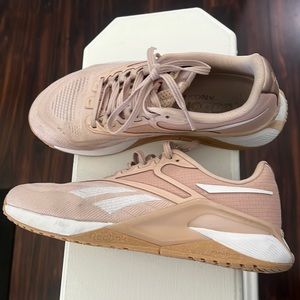 Women reebok nano x size 7 rose gold and white